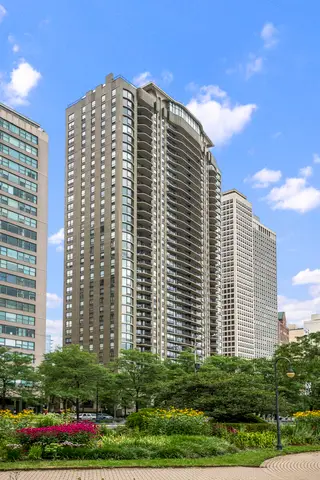 1040 N Lake Shore Drive #26B, Chicago, IL 60611