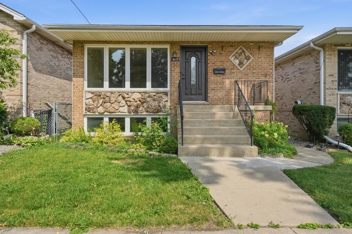 4225 N Newland Avenue, Harwood Heights, IL 60706 - #1