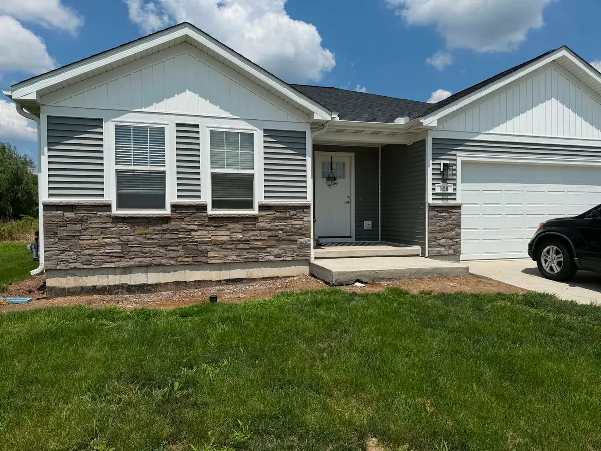 520 Cassidy Avenue, Ottawa, IL 61350 - #1