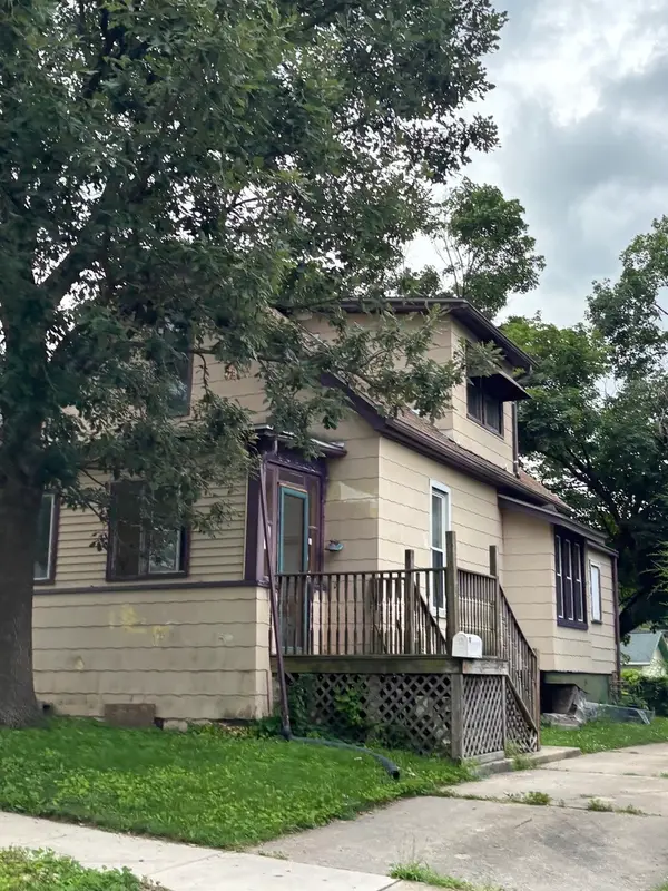 807 E Miller Street, Bloomington, IL 61701