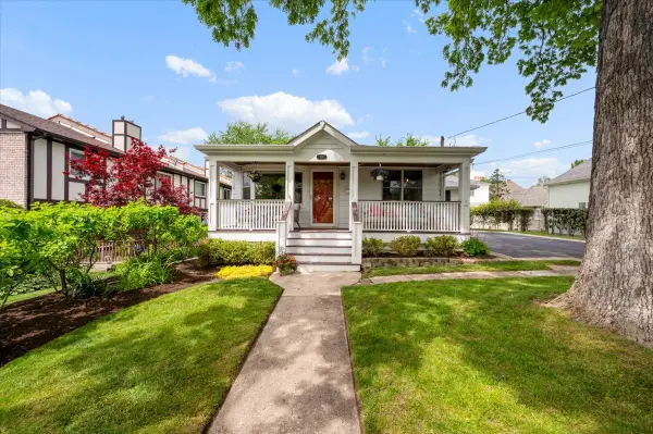 Address Withheld By Seller, Highwood, IL 60040