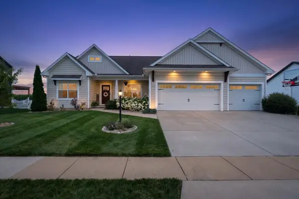 1203 Morningside Lane, Mahomet, IL 61853