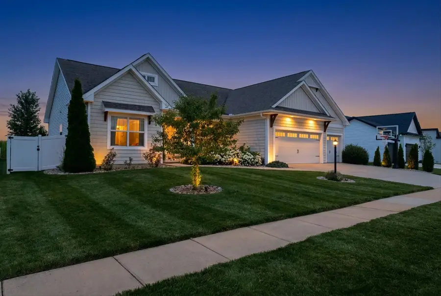 1203 Morningside Lane, Mahomet, IL 61853 - #3