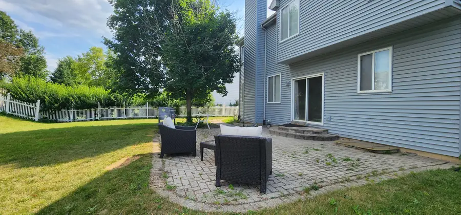 2145 Colchester Avenue, Hoffman Estates, IL 60192 - #3