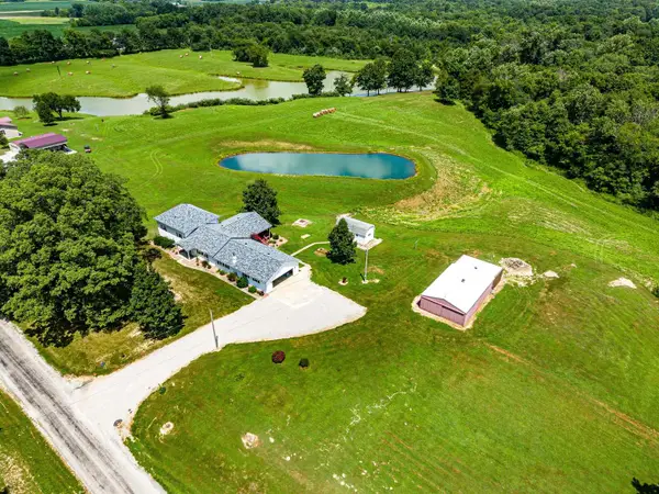 4022 Landmark Road, Iuka, IL 62849