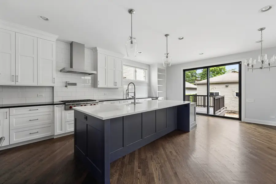 2041 N Whipple Street, Chicago, IL 60647 - #3