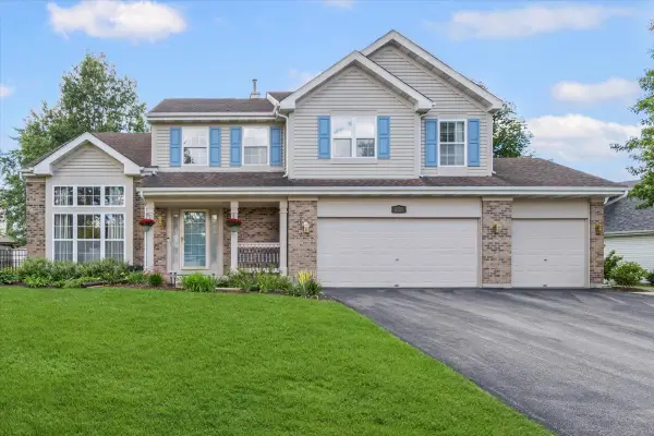 1325 Deerfield Lane, Bartlett, IL 60103