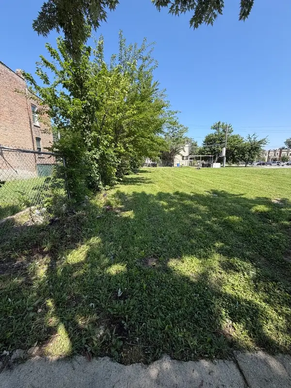 1549 S Central Park Avenue, Chicago, IL 60623