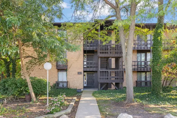 1601 E Maple Terrace #3B, Lisle, IL 60532