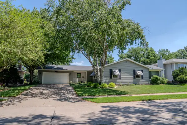 2918 30th Street, Moline, IL 61265