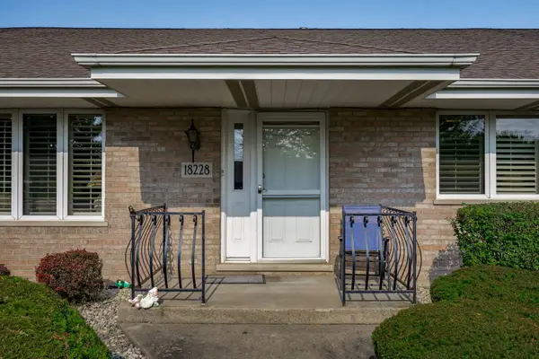 18228 Montana Court #77, Orland Park, IL 60467