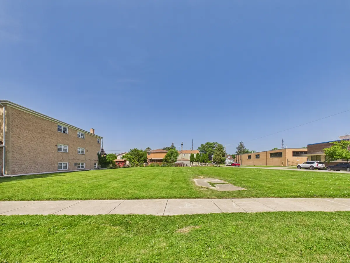 1636 N 32nd Avenue, Melrose Park, IL 60160 - #1