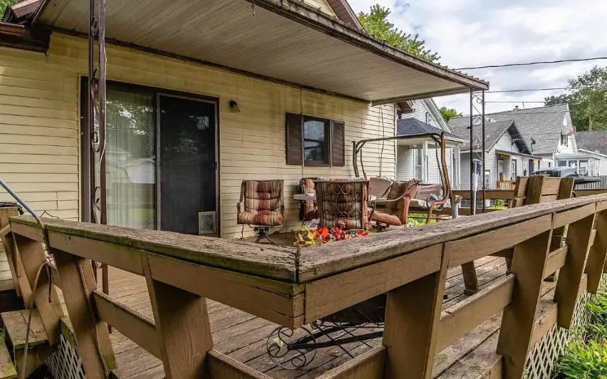 905 Decatur Street, Lincoln, IL 62656 - #2