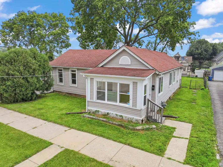 523 Batavia Avenue, Aurora, IL 60506 - #2