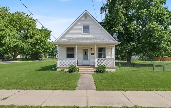 708 W Water Street, Farmer City, IL 61842