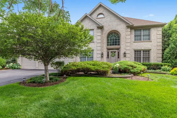 2660 Hoddam Road, Naperville, IL 60564