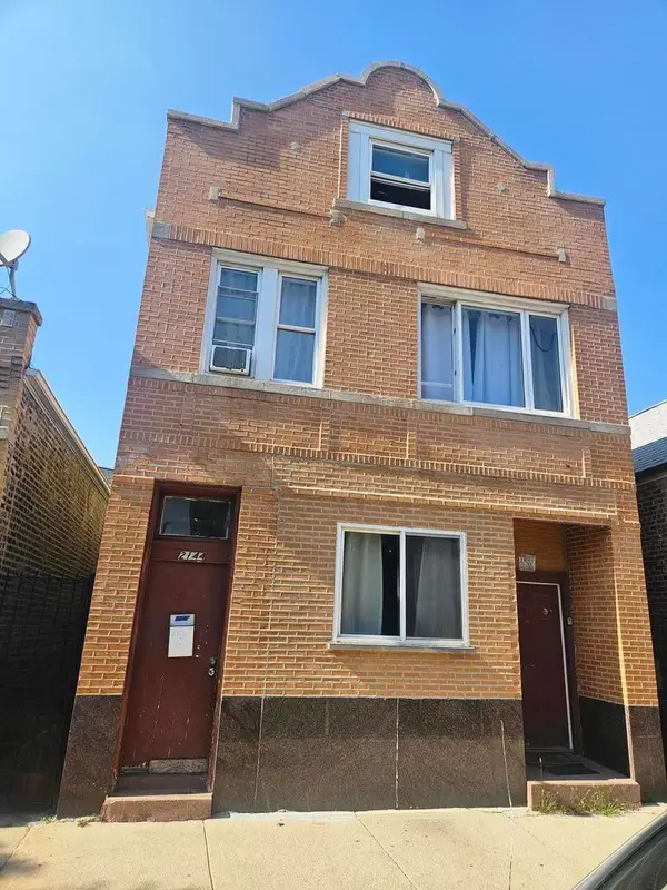 2144 W 19th Street, Chicago, IL 60608