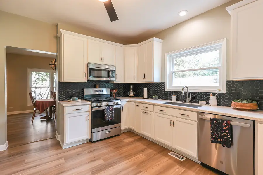 16 Crystal Ridge Drive, Crystal Lake, IL 60012 - #2