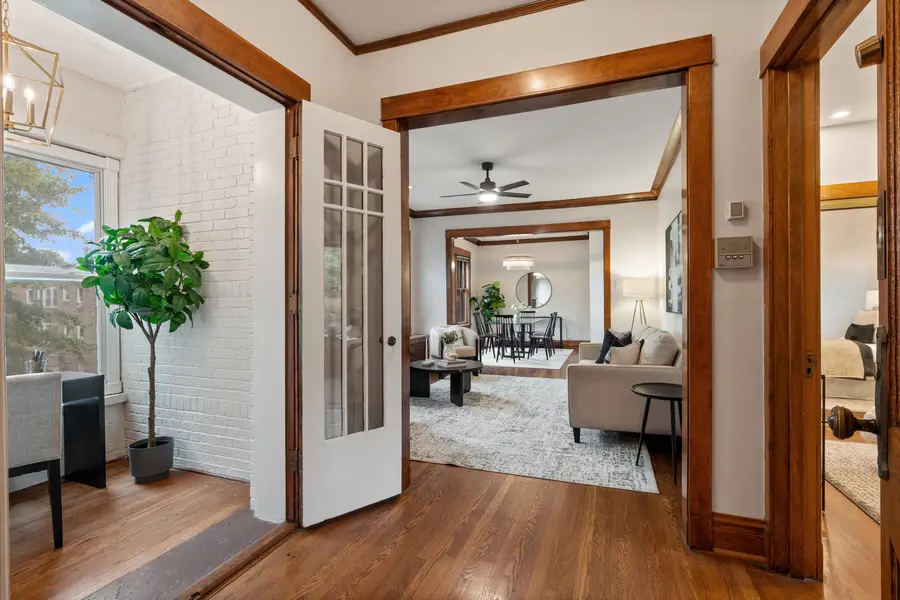 1469 W Berteau Avenue #303, Chicago, IL 60613 - #2
