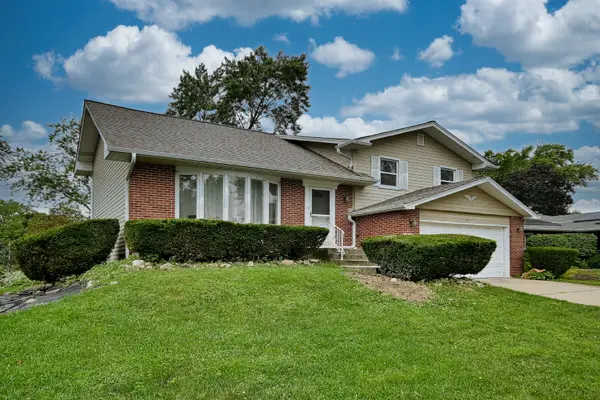 208 Sumac Lane, Schaumburg, IL 60193
