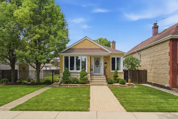 5422 S Sayre Avenue, Chicago, IL 60638