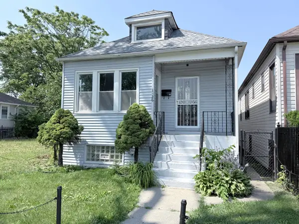 1426 W 112th Place, Chicago, IL 60643