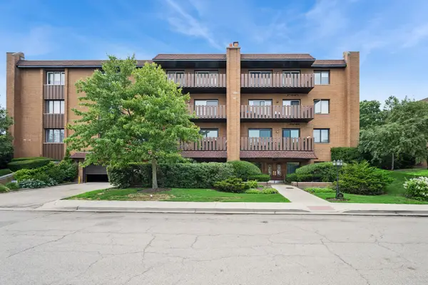 Address Withheld By Seller, Highland Park, IL 60035