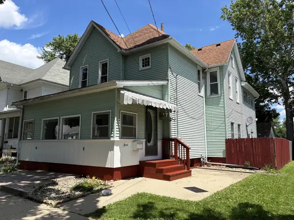 804 N Jackson Street, Clinton, IL 61727