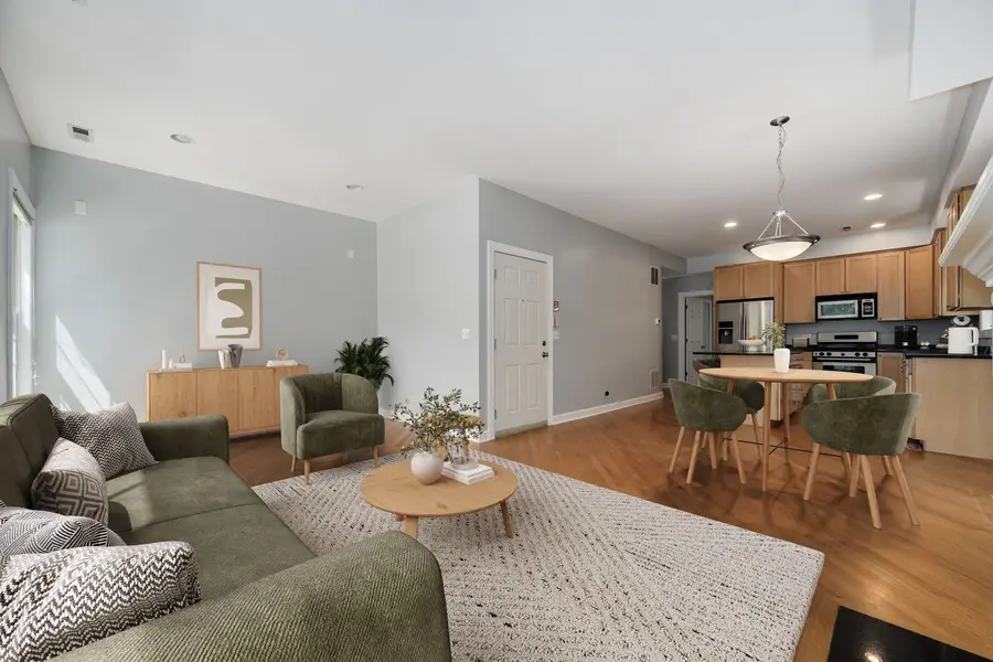 3759 N Ashland Avenue #2, Chicago, IL 60613 - #3