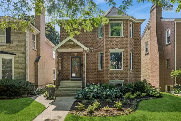 6341 N Le Mai Avenue, Chicago, IL 60646