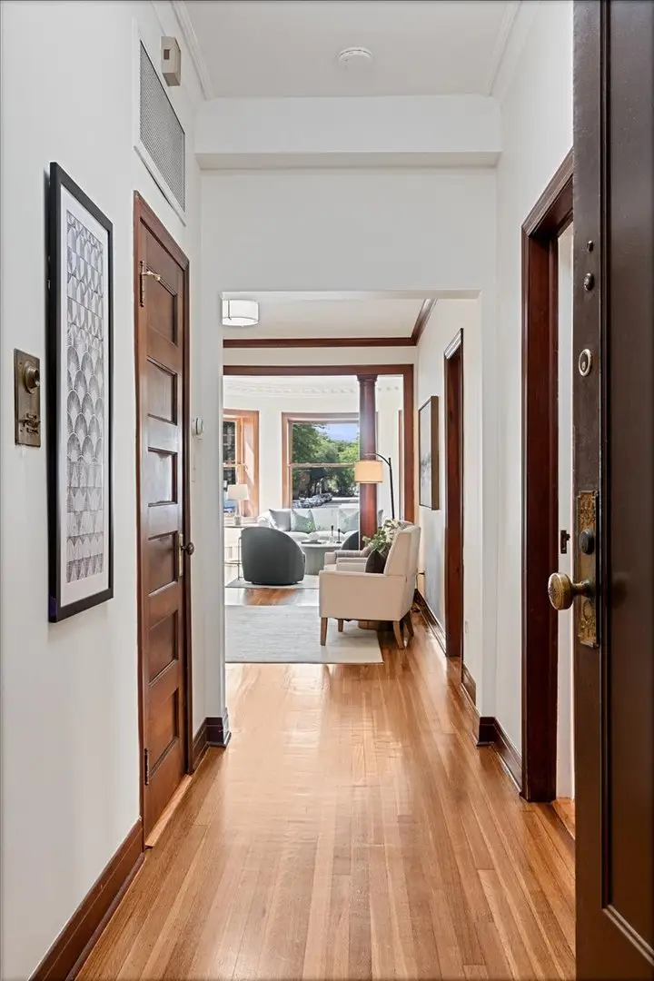 684 W Irving Park Road #E5, Chicago, IL 60613 - #3
