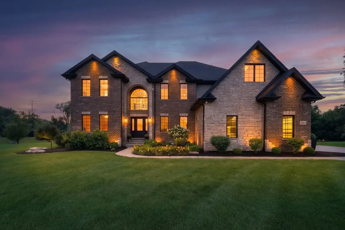 7812 Northwoods Drive, Frankfort, IL 60423 - #1