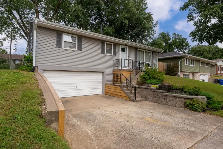 4629 11th Avenue D, Moline, IL 61265 - #3