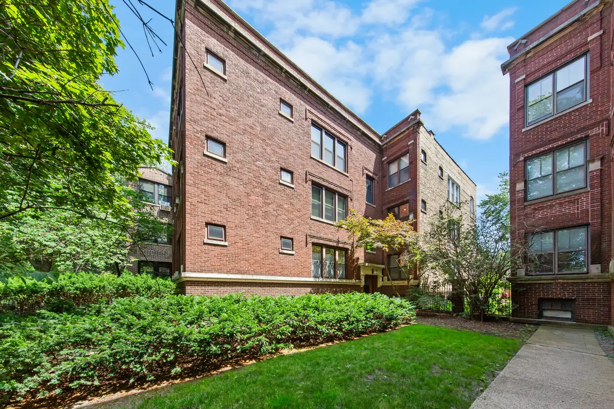1449 W Rosemont Avenue #2, Chicago, IL 60660 - #1