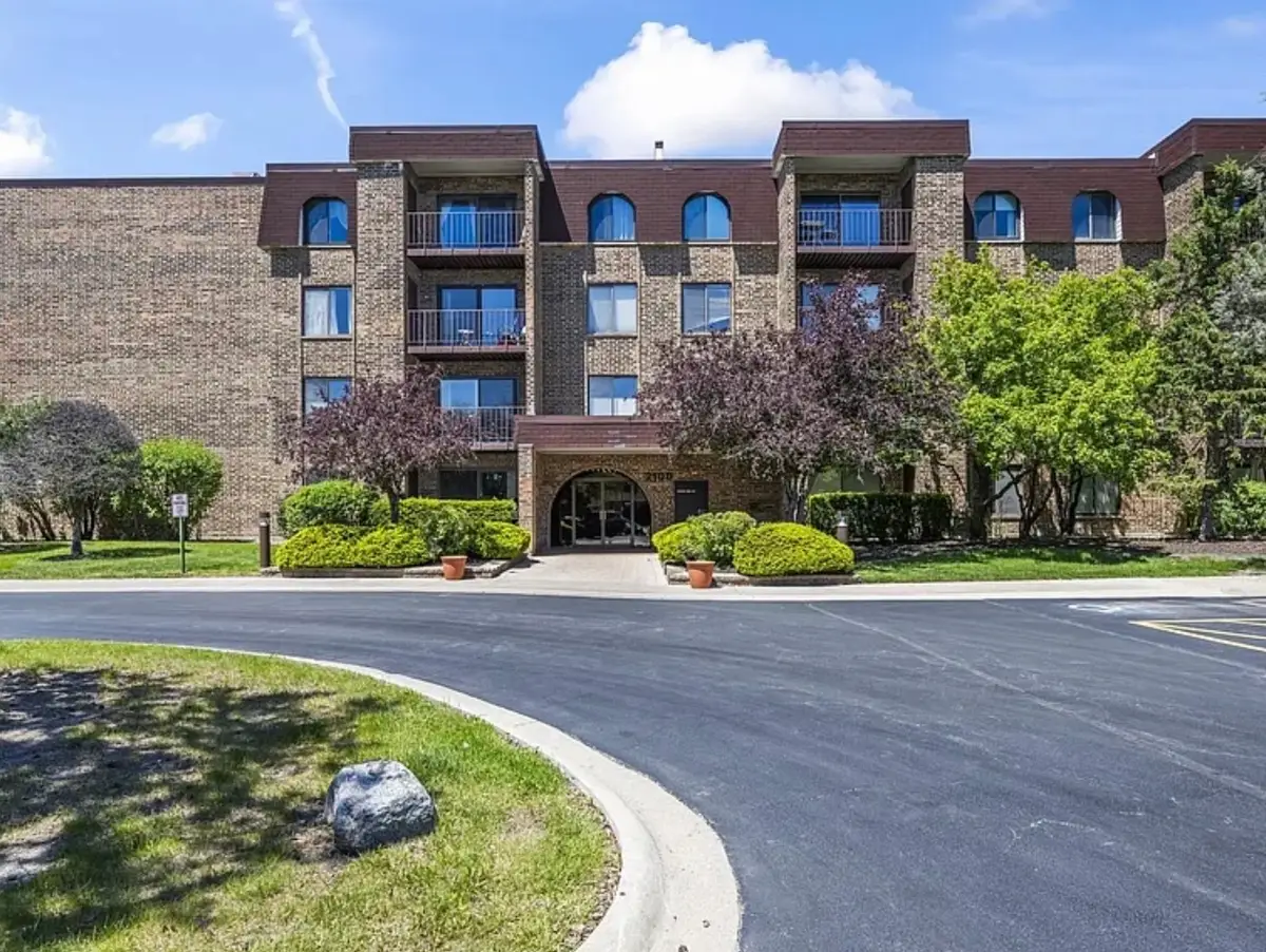 2100 Valencia Drive #300B, Northbrook, IL 60062 - #1