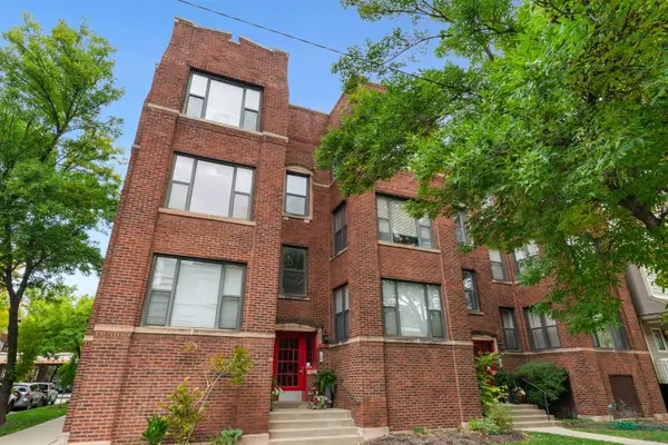 2458 W Eastwood Avenue #3, Chicago, IL 60625