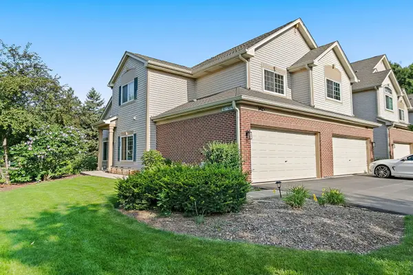 142 Southwicke Drive #A, Streamwood, IL 60107