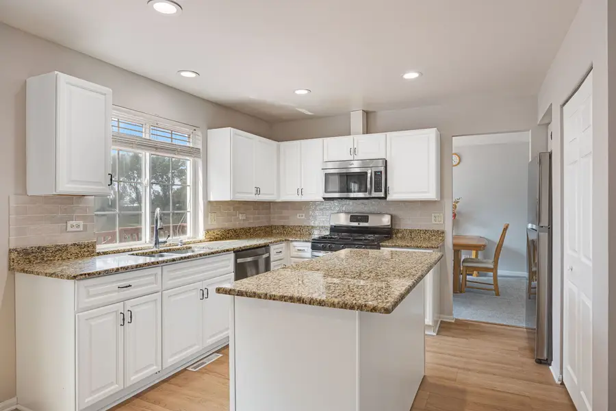 1650 Charlotte Circle, Naperville, IL 60564 - #2