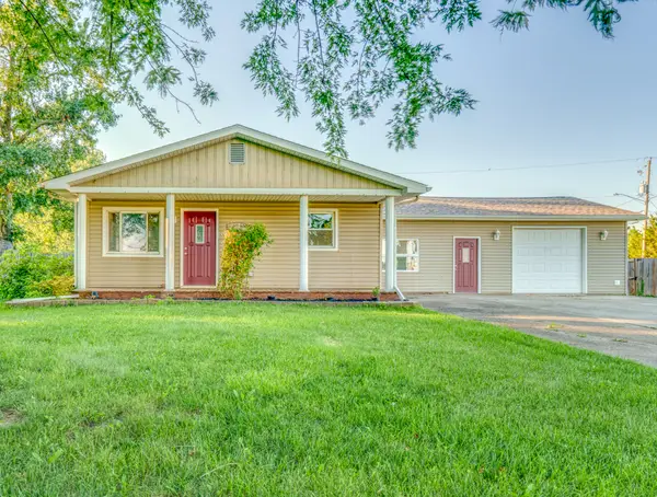 1104 Airport Road, Mt Vernon, IL 62864