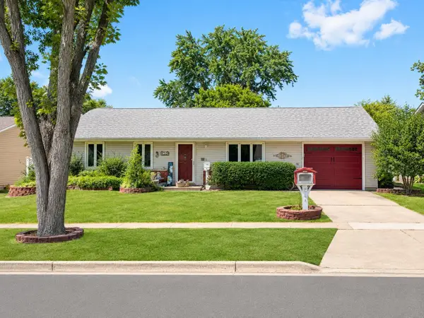 614 Pleasant Place, Streamwood, IL 60107