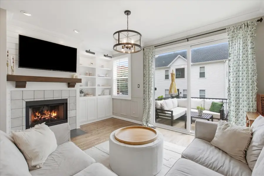 2901 N Wolcott Avenue #D, Chicago, IL 60657 - #3