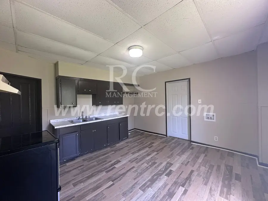 17 Indiana Street, Danville, IL 61832 - #3