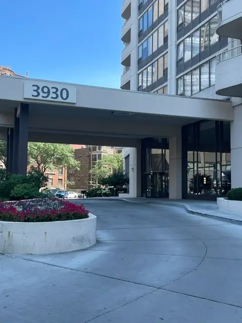 3930 N Pine Grove Avenue #707, Chicago, IL 60613 - #3