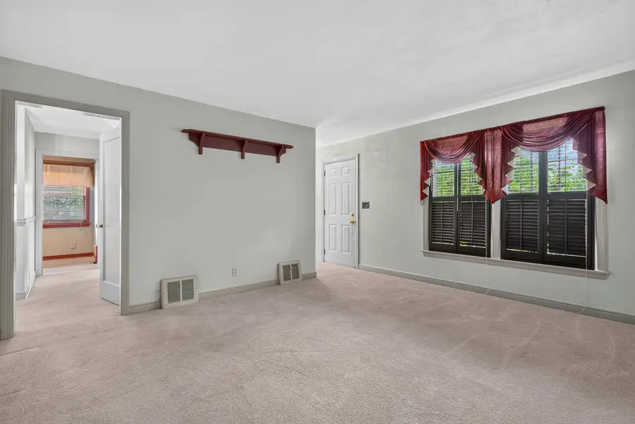 474 Sunset Drive, Elgin, IL 60123 - #3