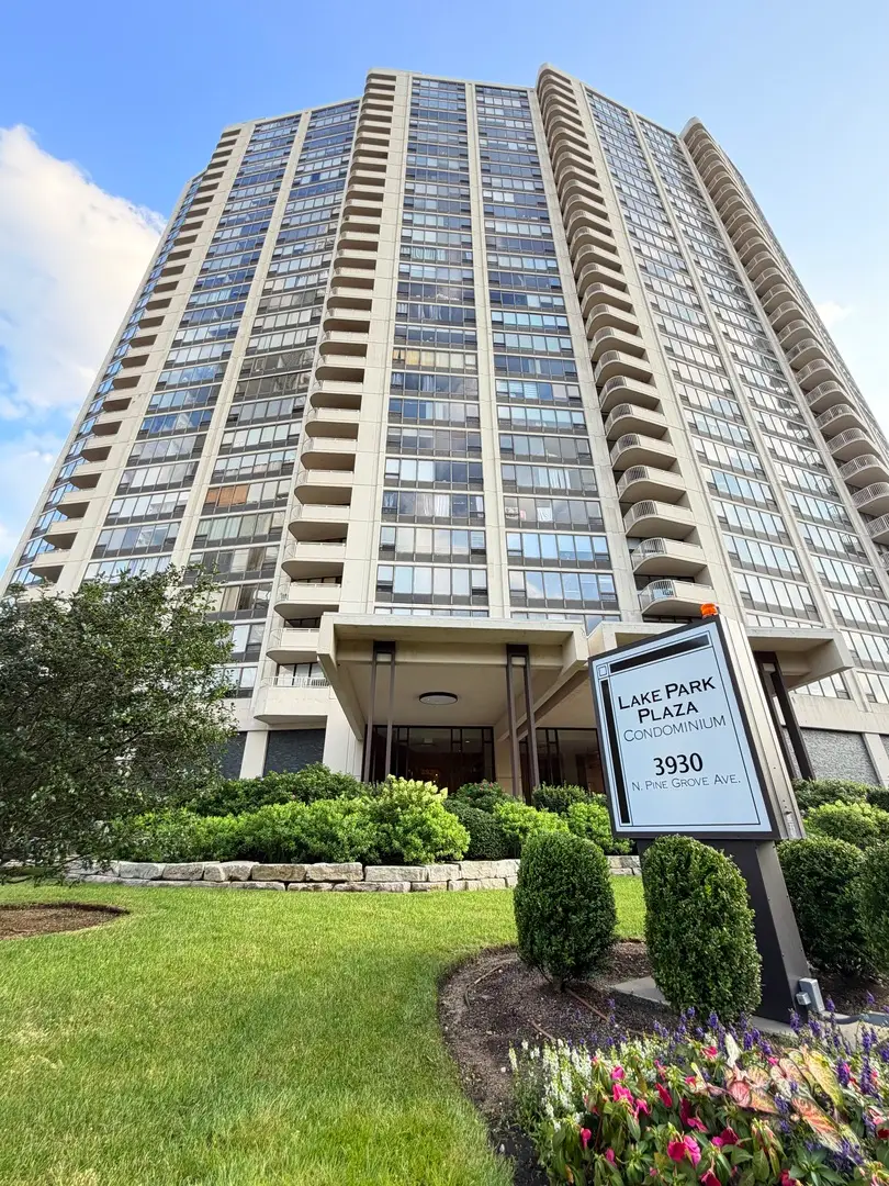 3930 N Pine Grove Avenue #1708, Chicago, IL 60613 - #1