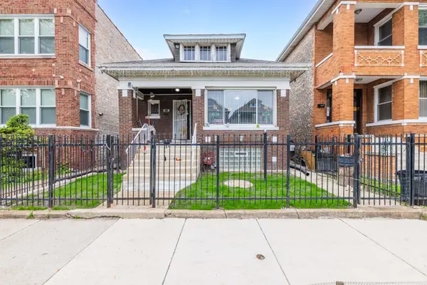 6733 S Campbell Avenue, Chicago, IL 60629