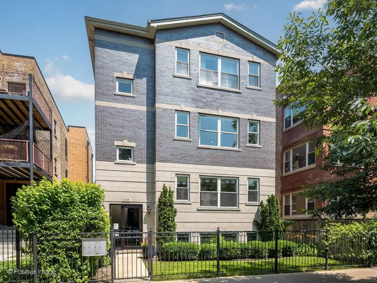 1238 W Argyle Street #3, Chicago, IL 60640 - #1
