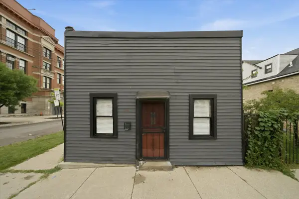 1300 N Monticello Avenue, Chicago, IL 60651
