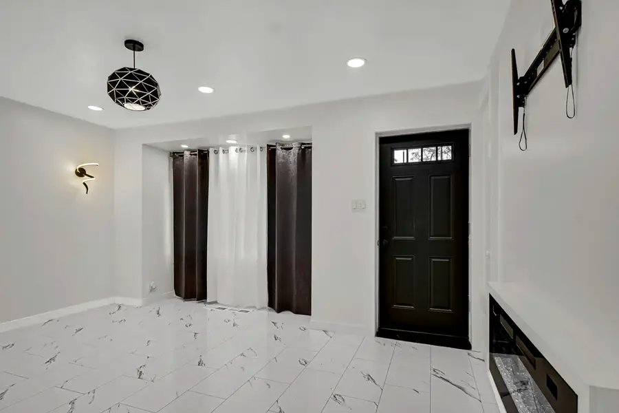 738 W 129th Place, Chicago, IL 60628 - #2
