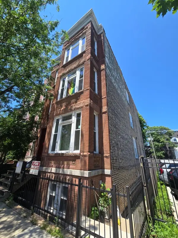 1808 W Armitage Street, Chicago, IL 60647